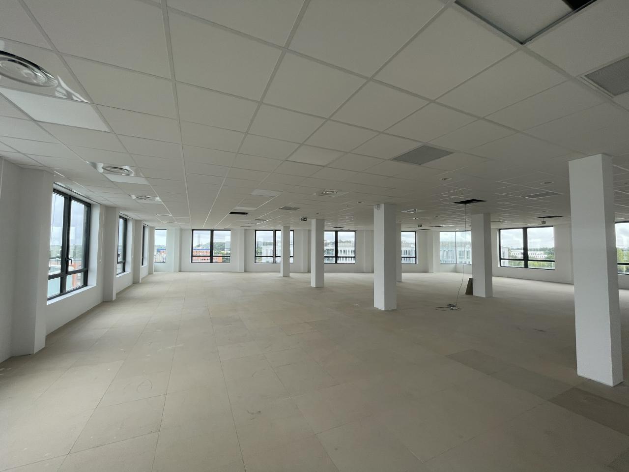 Bureau Cesson-Sévigné 3726m² Location bureau Cesson-Sévigné Ille-et-Vilaine OLBUR2310035 6